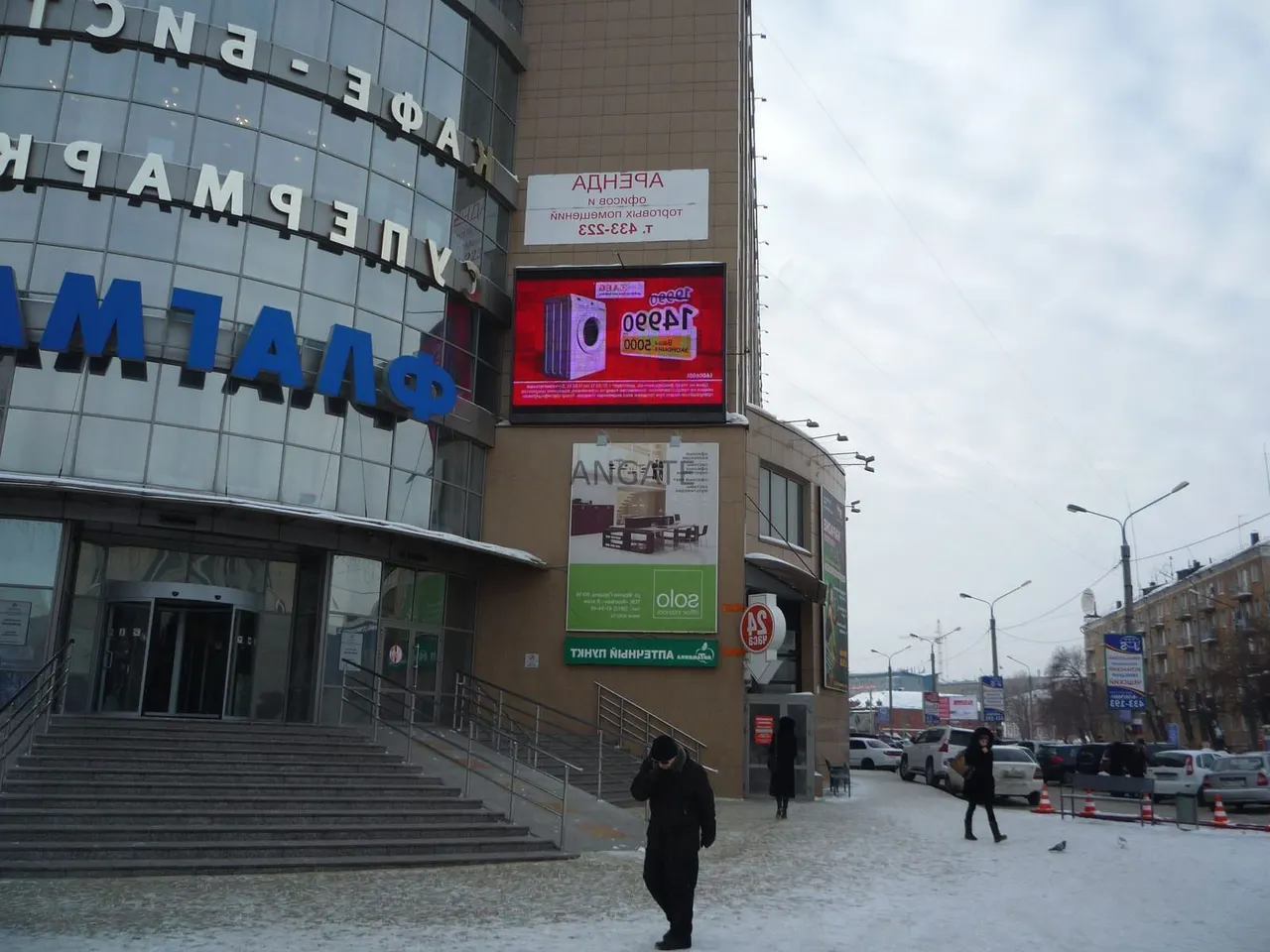 Качественные входные группы в ТЦ — фото 2