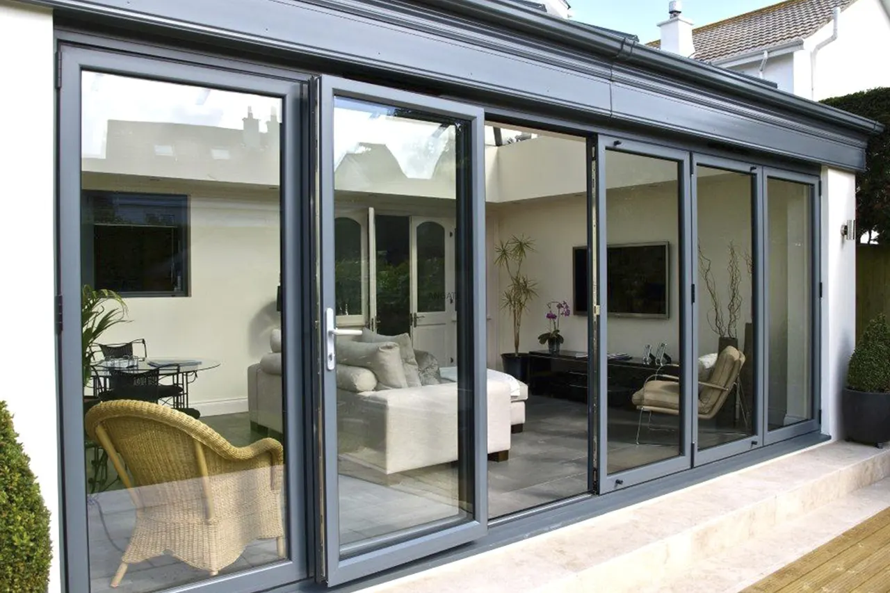 Какие возможности открывает дополнительное остекление — фото 6