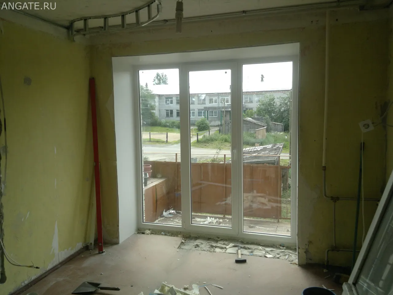 Цена на перегородку на балконе — фото 2