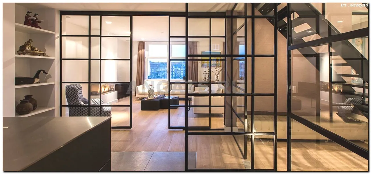 Перегородка с телевизором для зонирования — фото 20